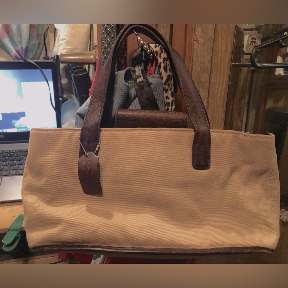 Vintage Authentic 1999 Coach Handbag 👜 Great condition